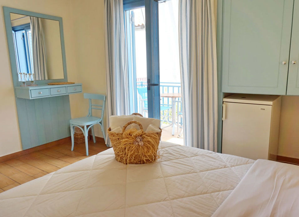 Saronis Hotel Agistri - Adults Only Skála 外观 照片