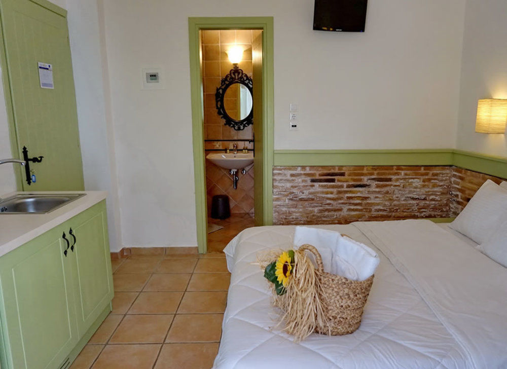 Saronis Hotel Agistri - Adults Only Skála 外观 照片